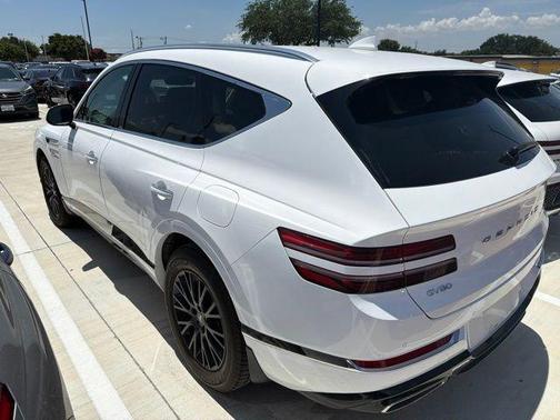 White 2022 Genesis GV80 2.5T