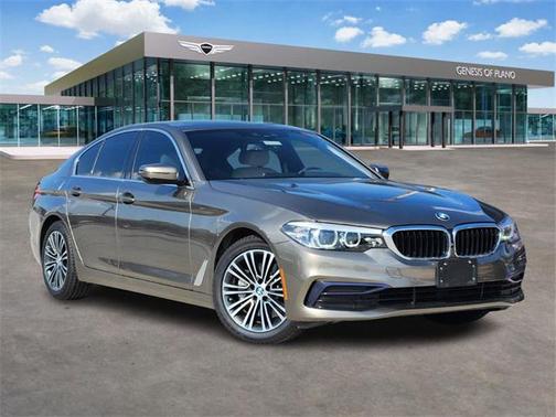 2019 BMW 530 530i