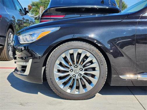 2018 Genesis G90 Premium