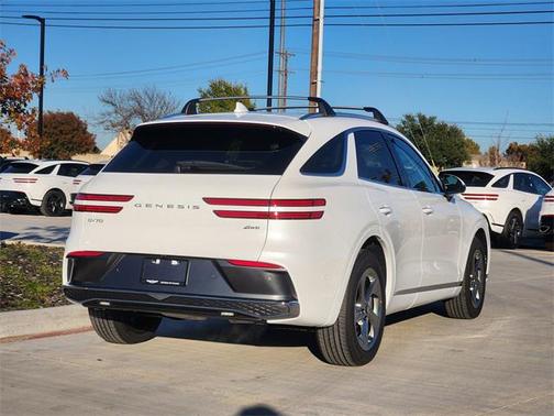 2026 Genesis GV70 2.5T Advanced