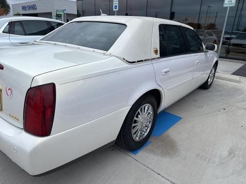 2005 Cadillac DeVille DHS