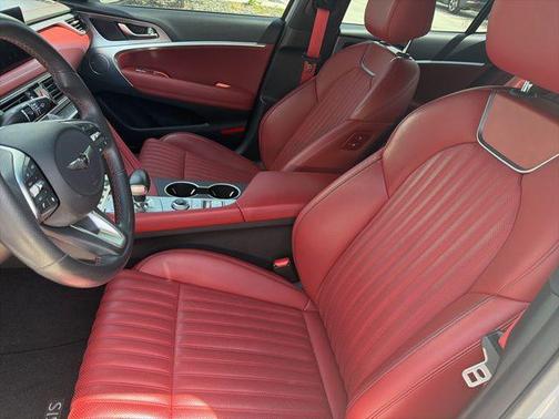 Ice 2023 Genesis G70 2.0T RWD