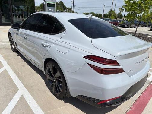 Ice 2023 Genesis G70 2.0T RWD