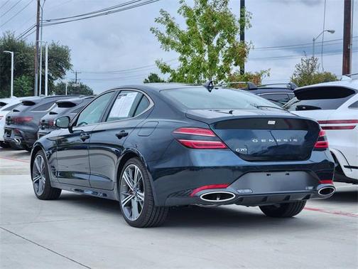 2024 Genesis G70 2.5T RWD