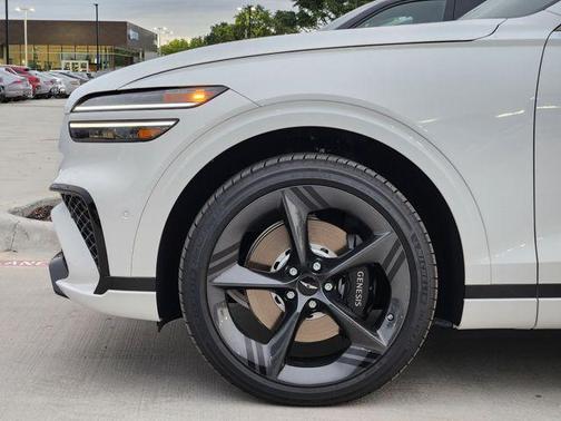 Alta White 2026 Genesis GV70 3.5T Sport Prestige