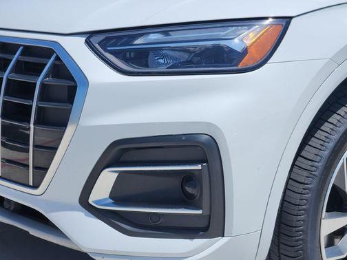 Glacier White 2021 Audi Q5 45 Premium