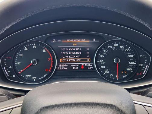 Glacier White 2021 Audi Q5 45 Premium