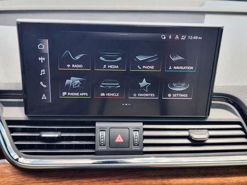Glacier White 2021 Audi Q5 45 Premium
