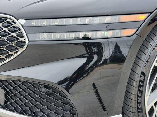 Black 2026 Genesis G90 3.5T AWD
