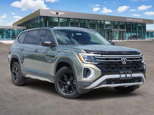 Avocado Green Pearl 2024 Volkswagen Atlas 2.0T SE w/Technology 4MOTION