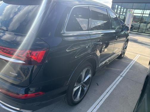 2020 Audi Q7 55 Prestige