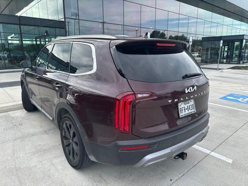 Sangria 2022 Kia Telluride EX
