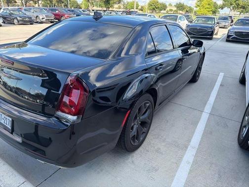 2023 Chrysler 300 S