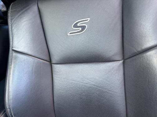 2023 Chrysler 300 S