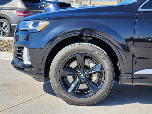 2020 Audi Q7 55 Premium