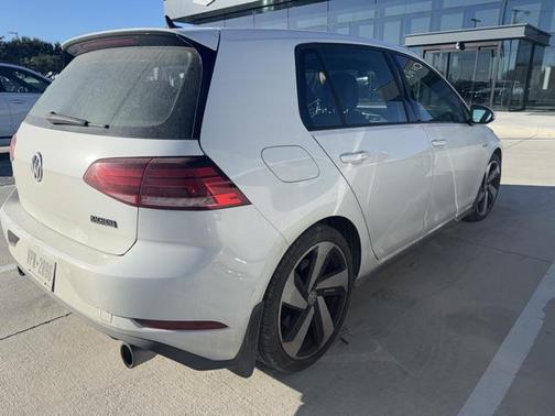 2018 Volkswagen Golf GTI 2.0T S 4-Door