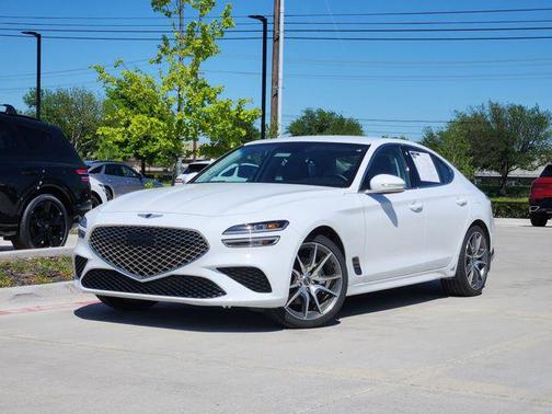 White 2023 Genesis G70 2.0T RWD