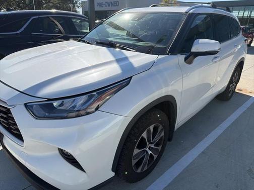 2020 Toyota Highlander XLE