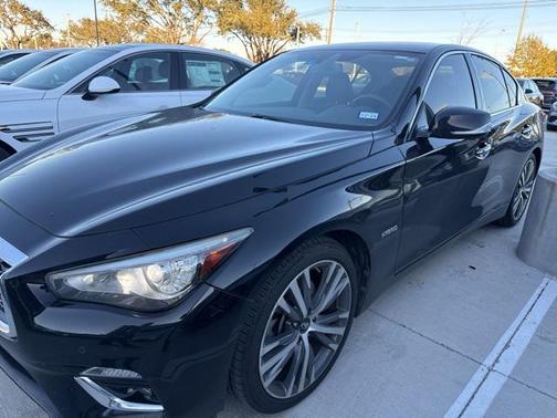 2018 INFINITI Q50 Hybrid Base