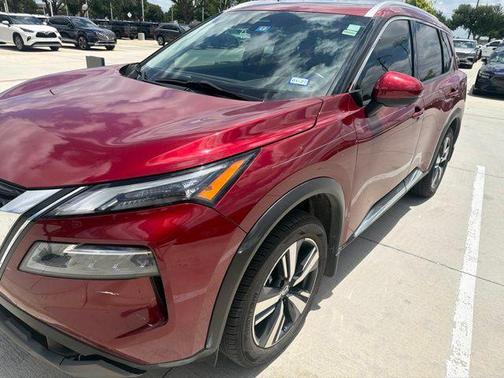 Scarlet 2021 Nissan Rogue SL