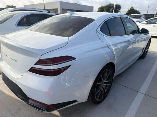 White 2025 Genesis G70 2.5T RWD