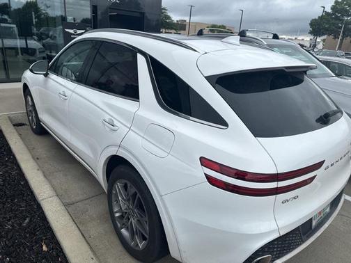 2022 Genesis GV70 2.5T AWD