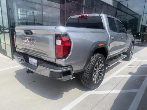 2025 GMC Canyon Denali
