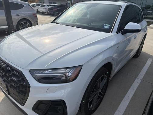 2023 Audi Q5 e S Line