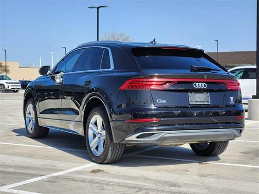 2021 Audi Q8 55 Premium