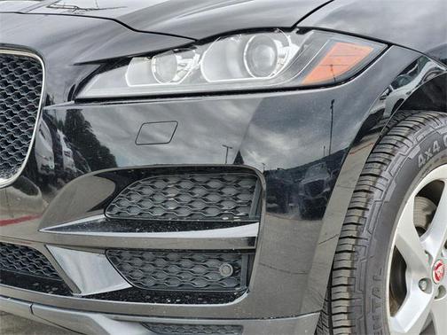 2017 Jaguar F-PACE 35t Premium