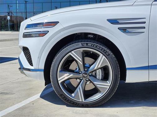 2025 Genesis GV80 2.5T