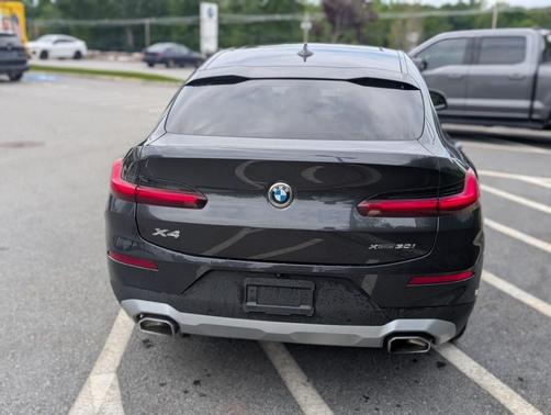 2024 BMW X4 xDrive30i