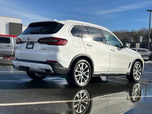 2023 BMW X5 xDrive40i