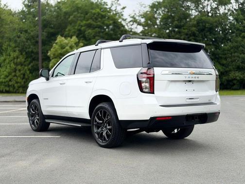 Iridescent Pearl Tricoat 2023 Chevrolet Tahoe LT