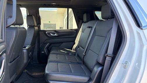 Iridescent Pearl Tricoat 2023 Chevrolet Tahoe LT