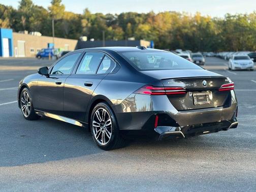 2024 BMW 530 i xDrive