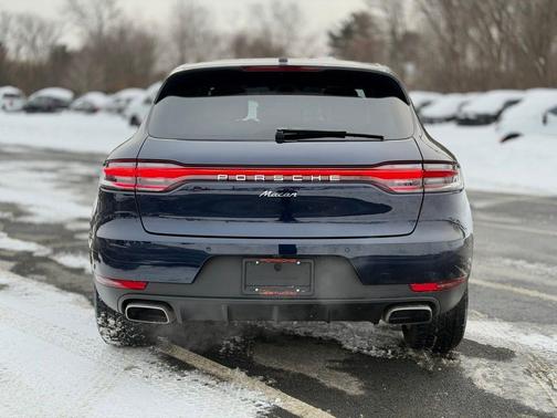 2021 Porsche Macan 