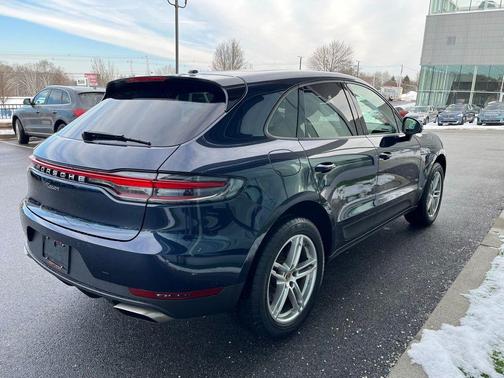 2021 Porsche Macan 