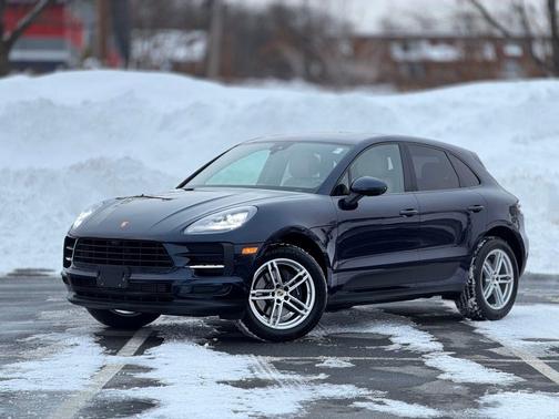2021 Porsche Macan 