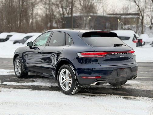 2021 Porsche Macan 