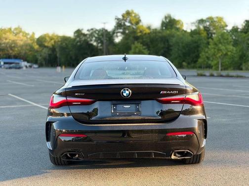 Black Sapphire Metallic 2022 BMW M440 i xDrive