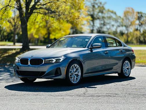 2025 BMW 330 i xDrive