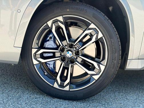 Space Silver 2026 BMW X1 M35i