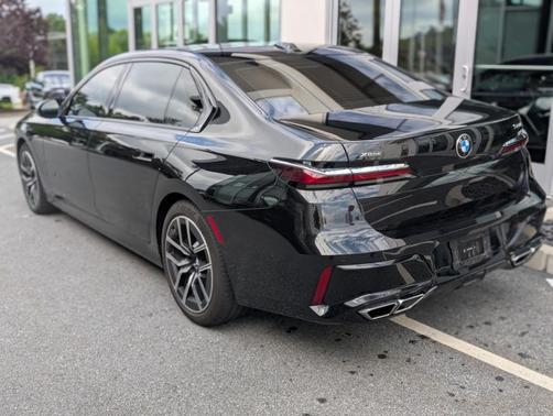 2024 BMW 760 760i xDrive