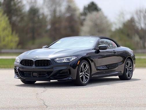 Black Sapphire Metallic 2026 BMW 840 i xDrive