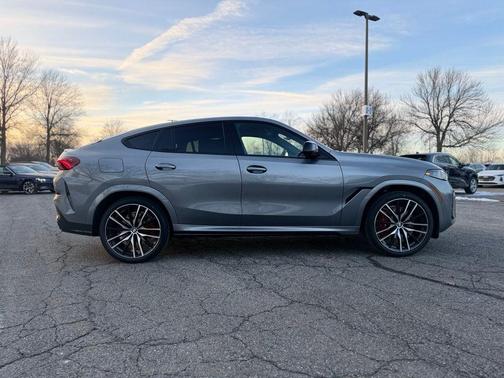 2026 BMW X6 M60i