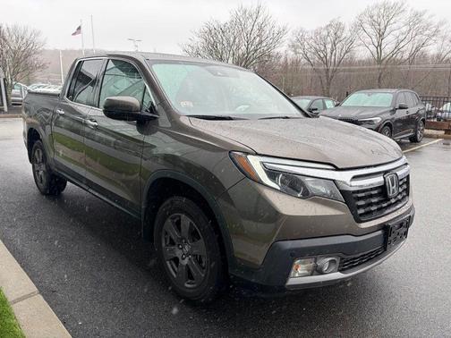 Deep Scarlet Pearl 2020 Honda Ridgeline RTL-E
