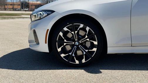 Mineral White Metallic 2026 BMW 330 I XDrive