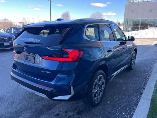 2025 BMW X1 xDrive28i
