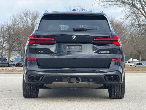 2026 BMW X5 M60i
